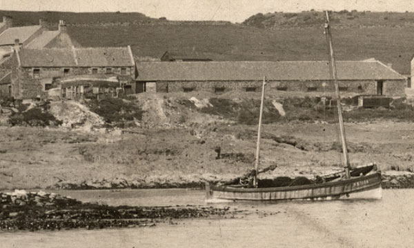 The old smokehouse at the northern end of the Road